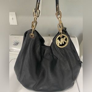 Michael Kors Black Hobo. Used Excellent condition.